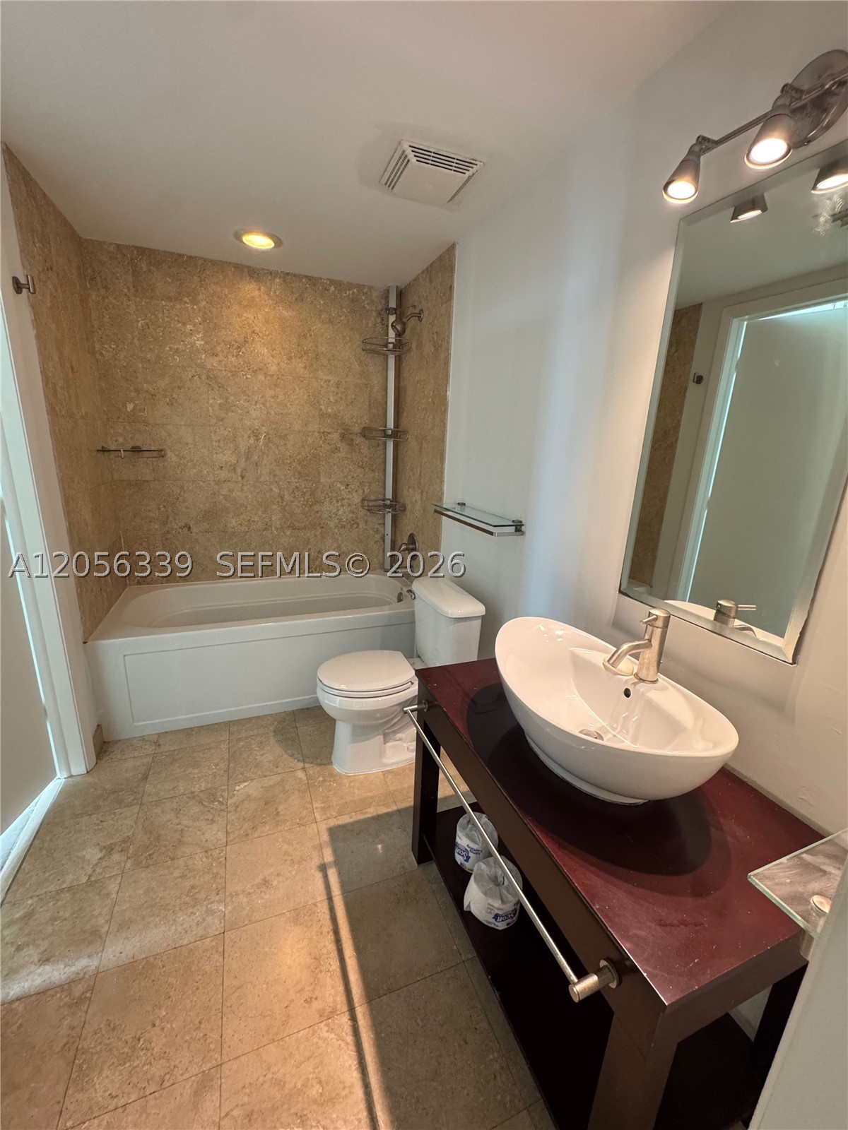 350 S Miami Ave #3612, Miami FL 33130