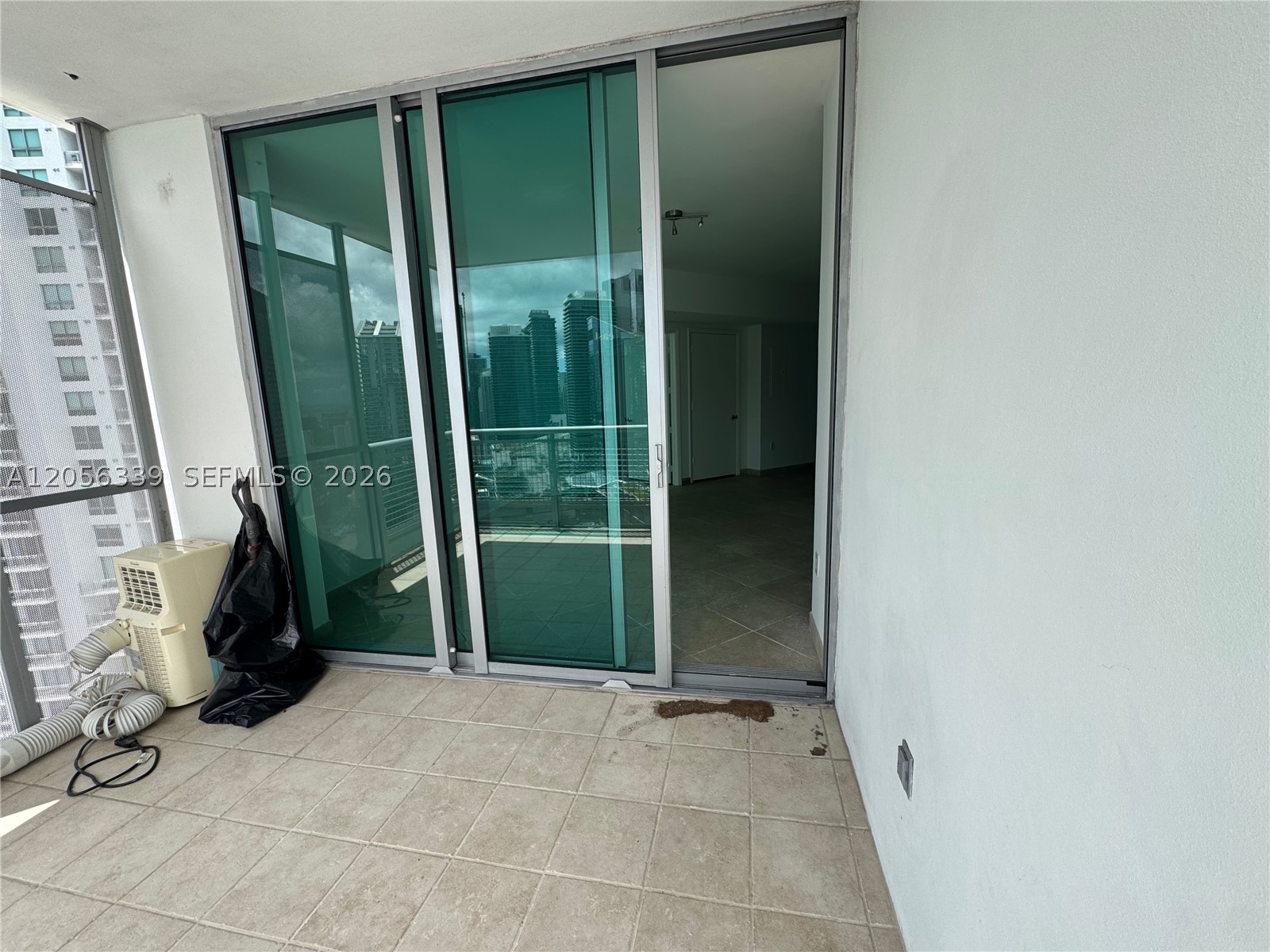 350 S Miami Ave #3612, Miami FL 33130