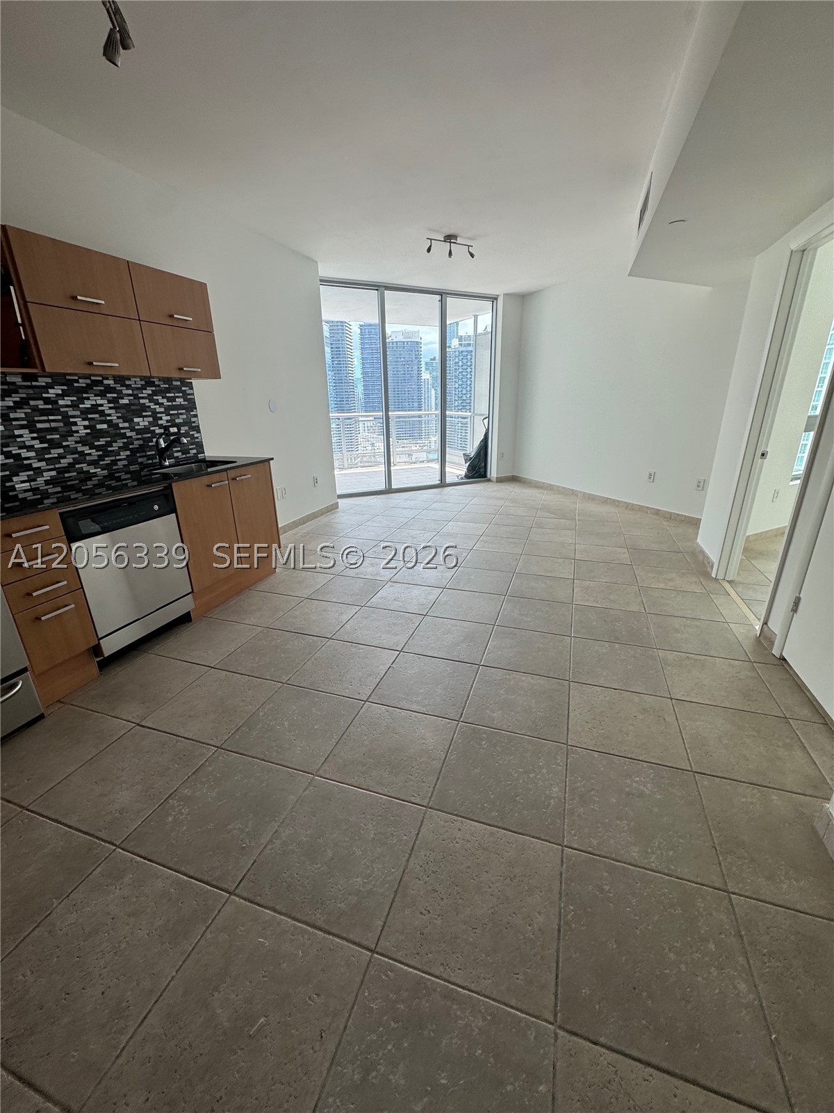 350 S Miami Ave #3612, Miami FL 33130
