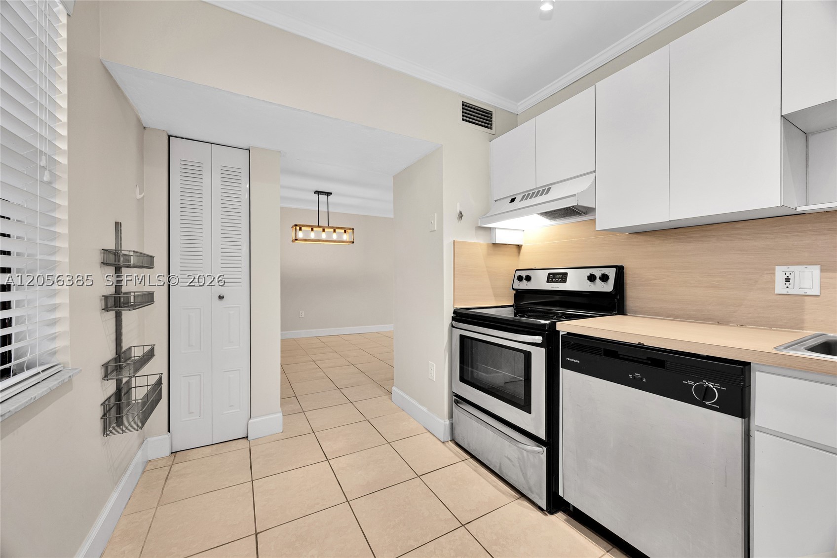 8261 SW 128th St #207, Pinecrest FL 33156