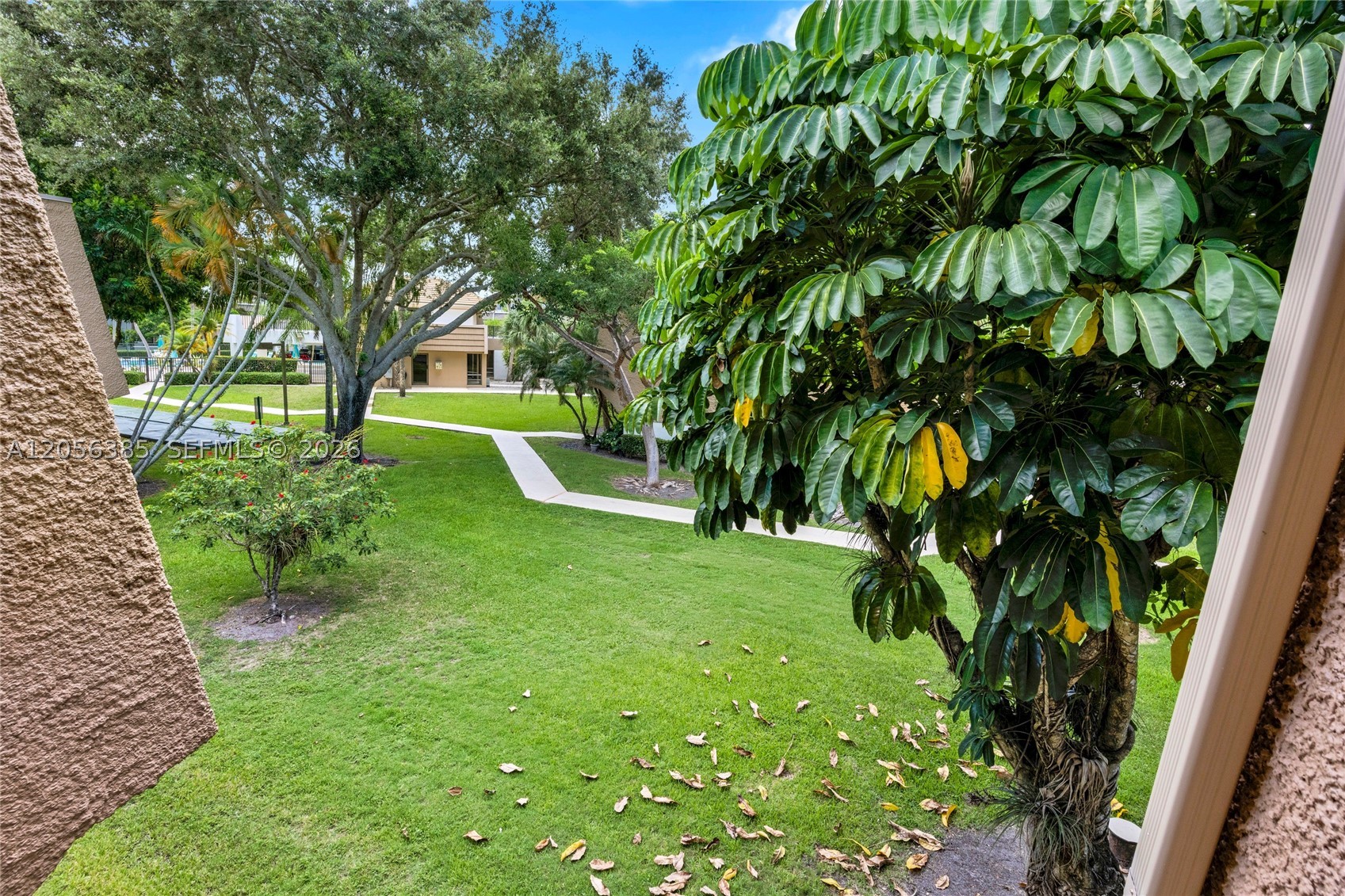 8261 SW 128th St #207, Pinecrest FL 33156