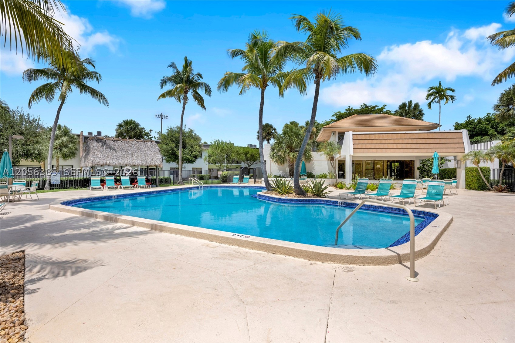 8261 SW 128th St #207, Pinecrest FL 33156