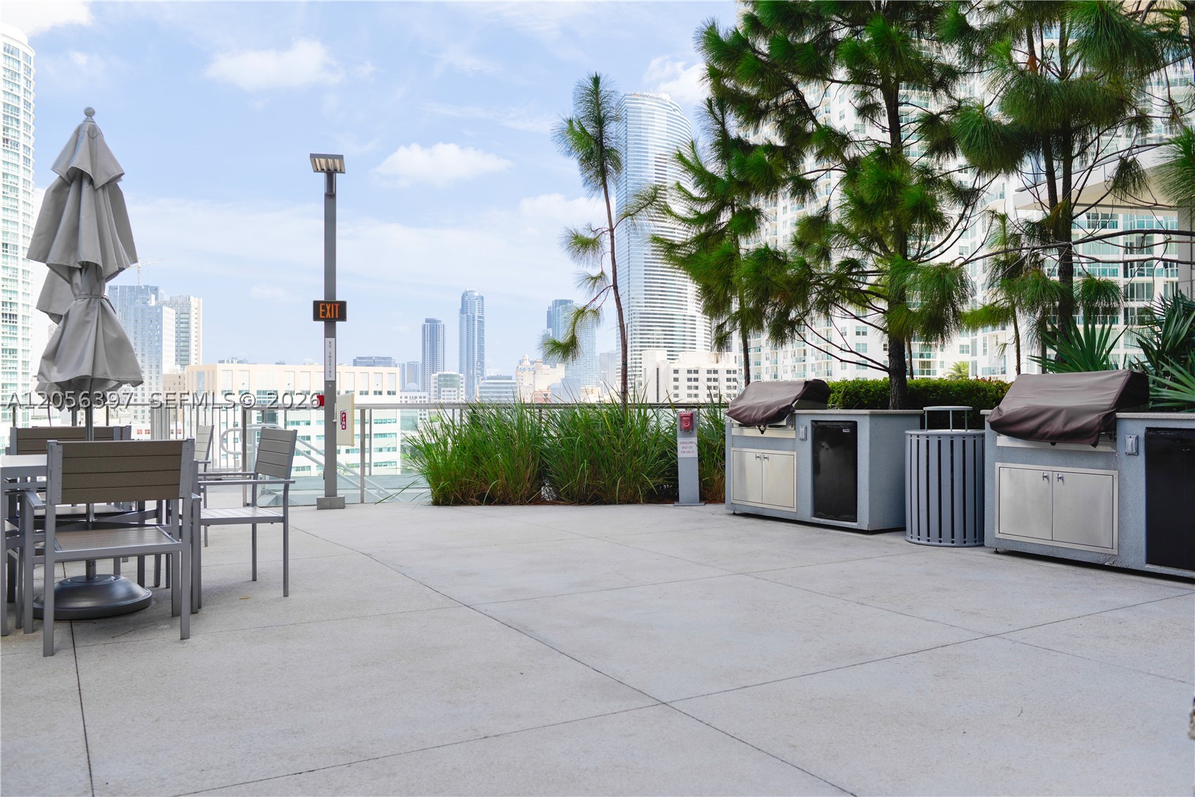 68 SE 6th St #3908, Miami FL 33130