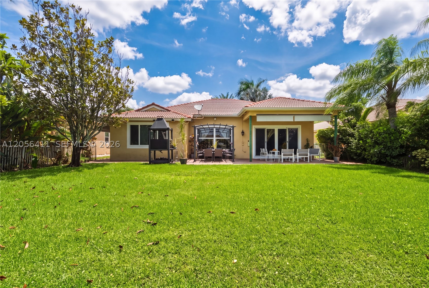 1032 NW 139th Ter, Pembroke Pines FL 33028