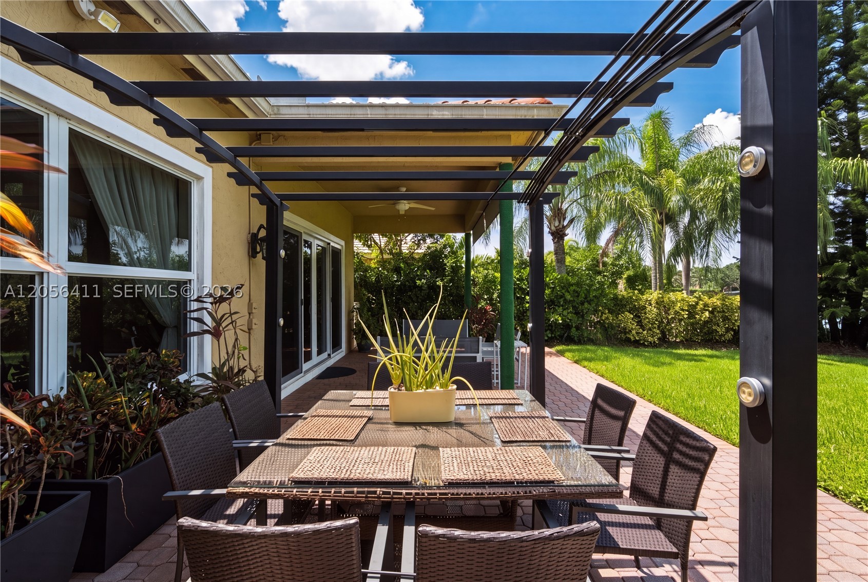 1032 NW 139th Ter, Pembroke Pines FL 33028