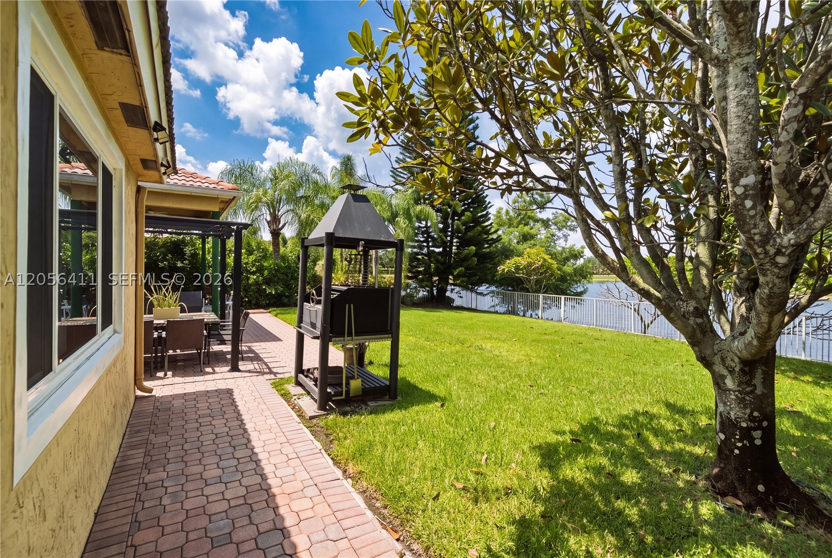 1032 NW 139th Ter, Pembroke Pines FL 33028