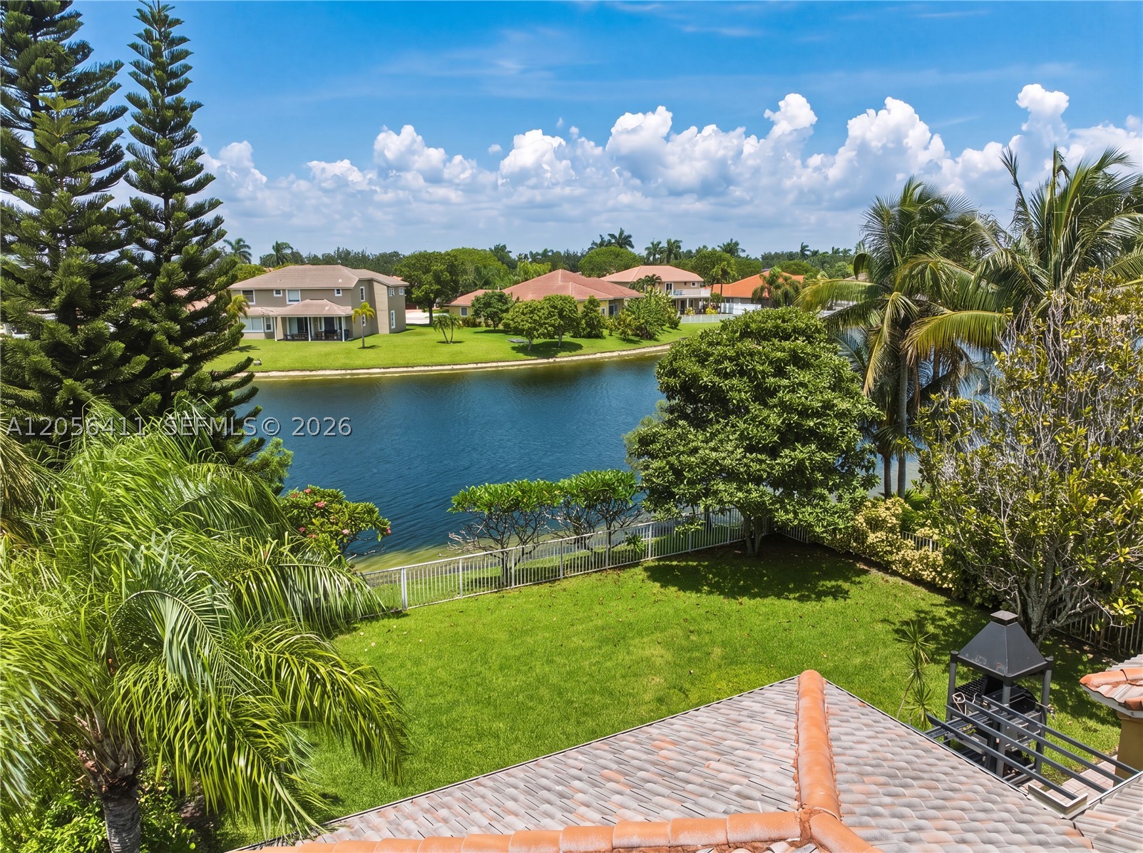 1032 NW 139th Ter, Pembroke Pines FL 33028