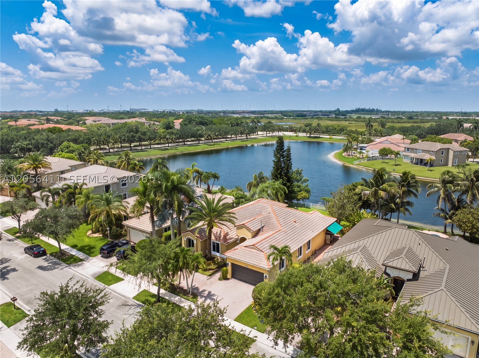 1032 NW 139th Ter, Pembroke Pines FL 33028