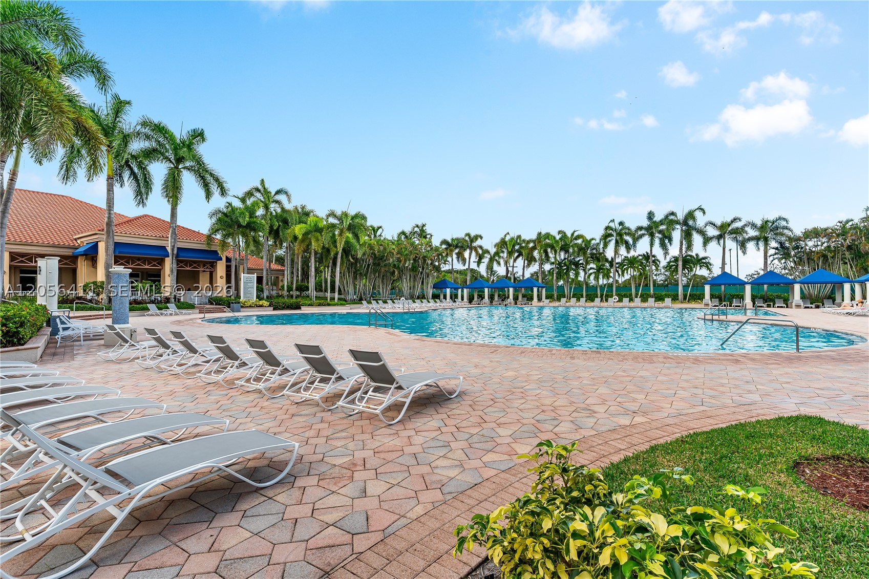 1032 NW 139th Ter, Pembroke Pines FL 33028
