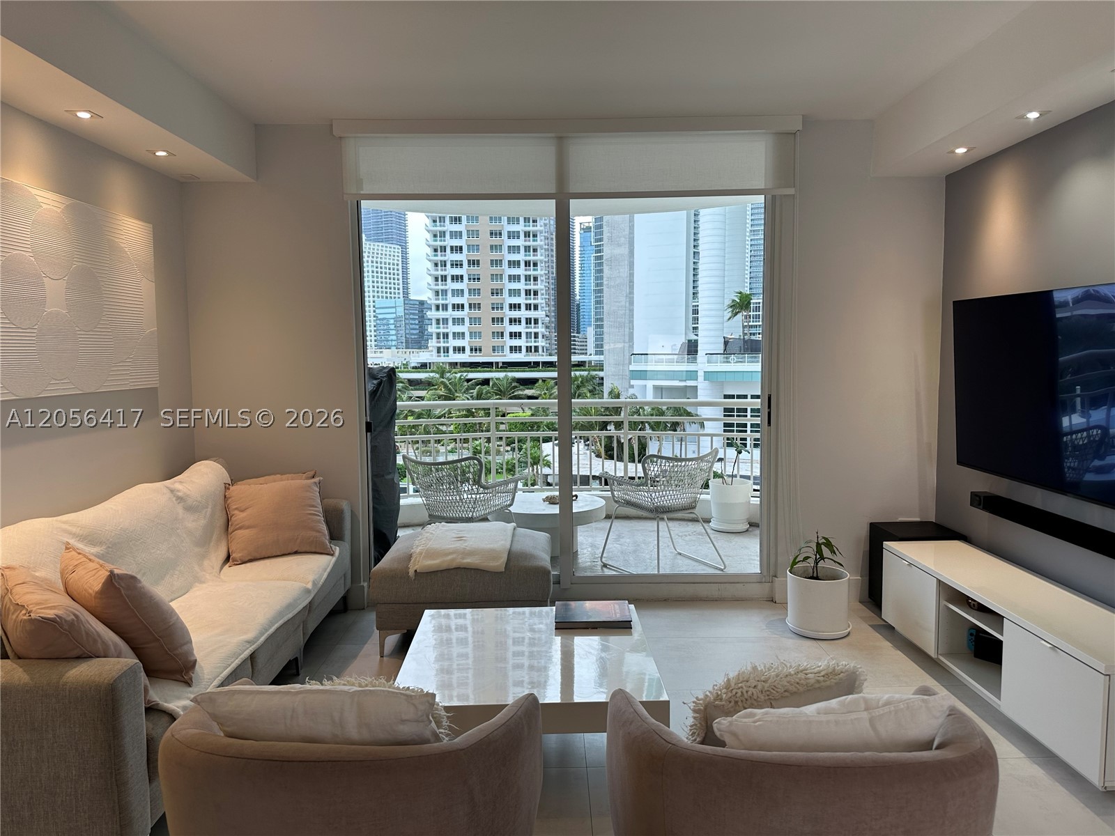888 Brickell Key Dr #700, Miami FL 33131