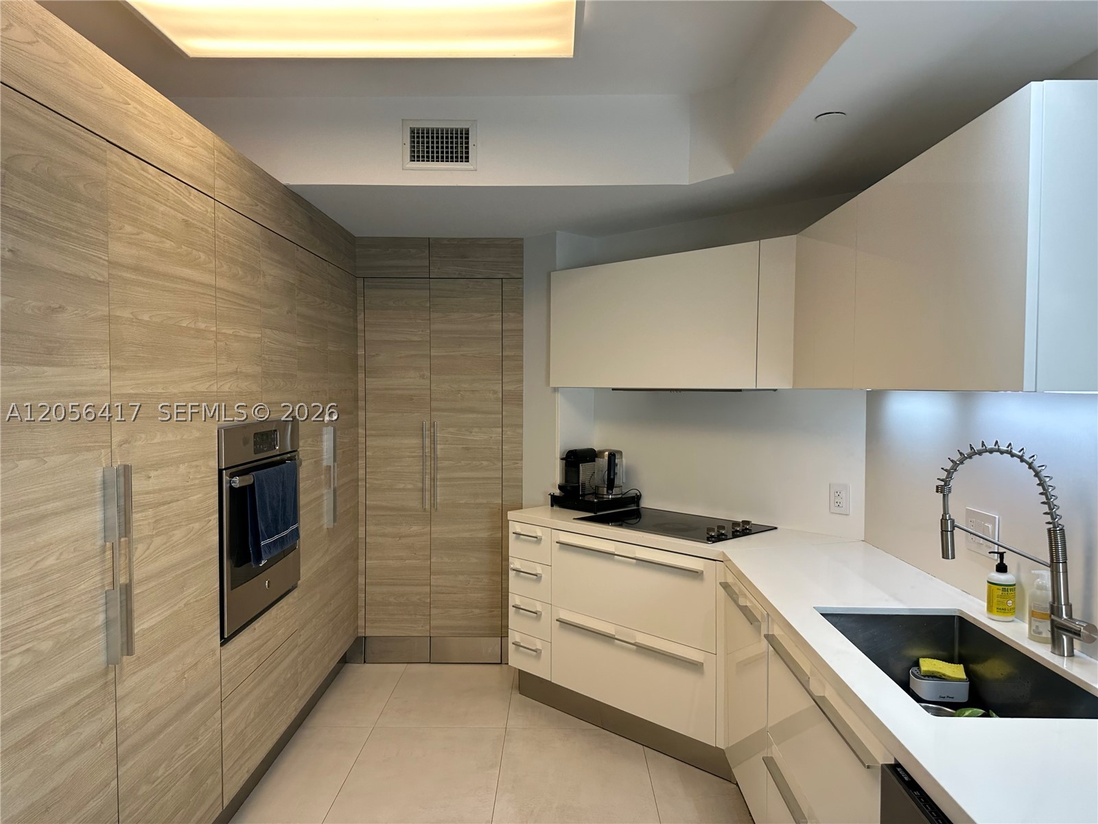 888 Brickell Key Dr #700, Miami FL 33131
