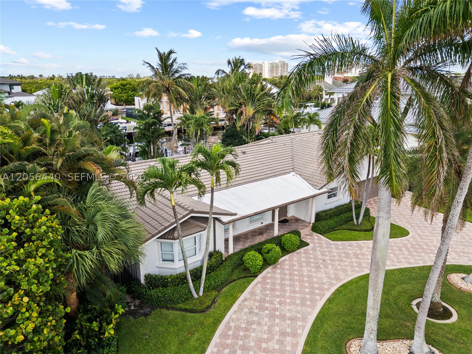 18 Eleuthera Drive, Ocean Ridge FL 33435