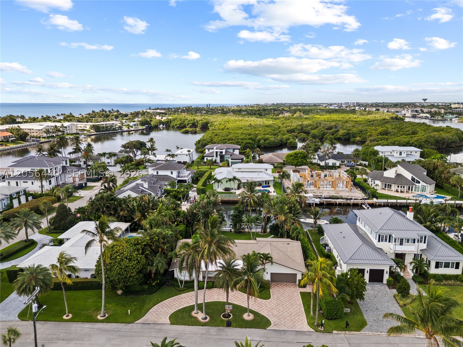 18 Eleuthera Drive, Ocean Ridge FL 33435
