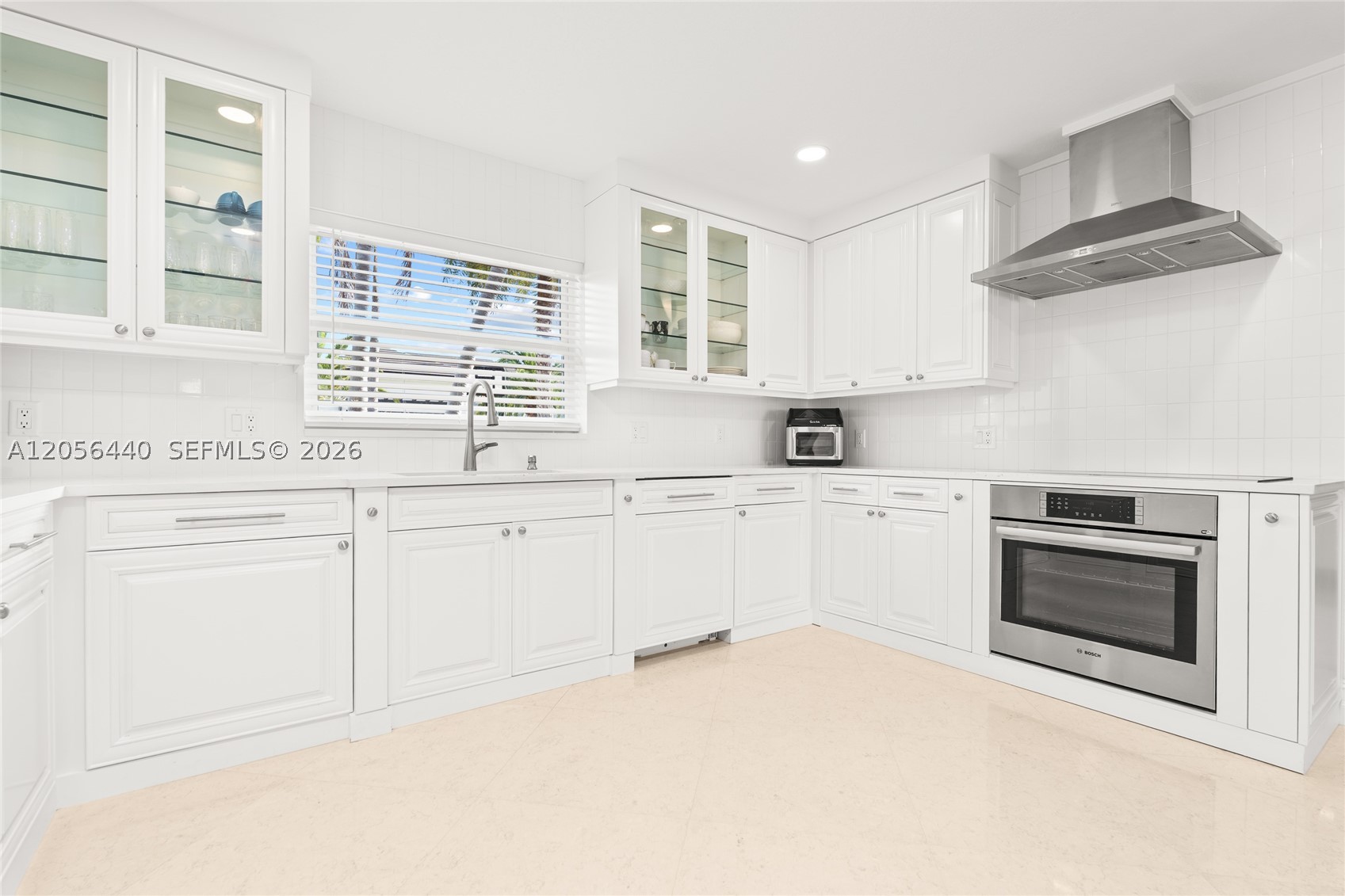 18 Eleuthera Drive, Ocean Ridge FL 33435