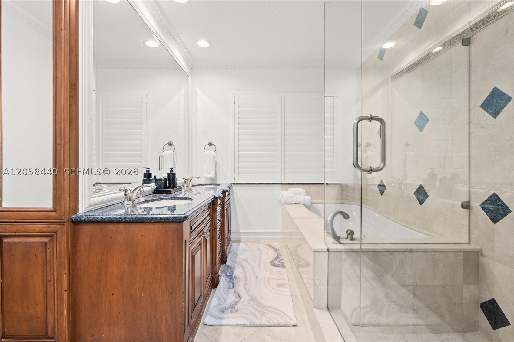 18 Eleuthera Drive, Ocean Ridge FL 33435