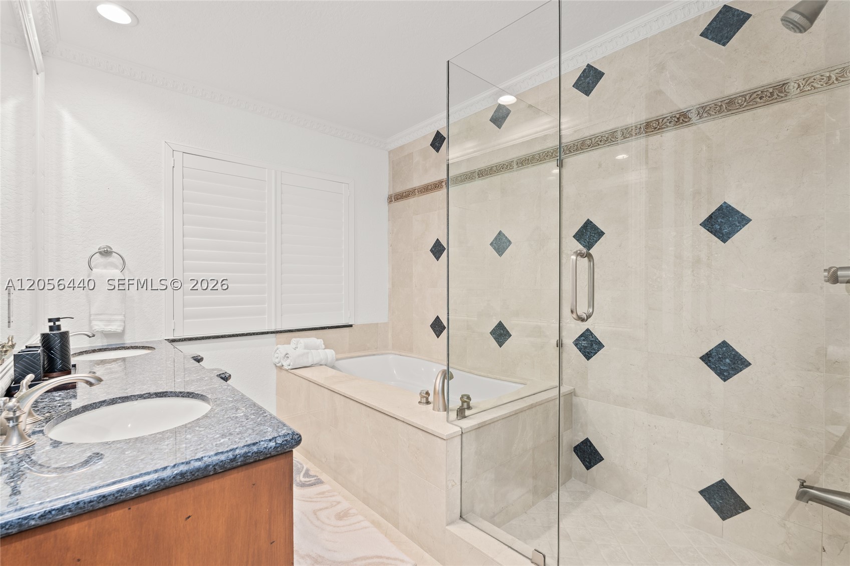 18 Eleuthera Drive, Ocean Ridge FL 33435
