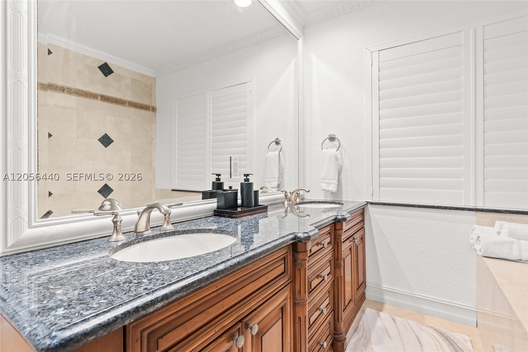18 Eleuthera Drive, Ocean Ridge FL 33435