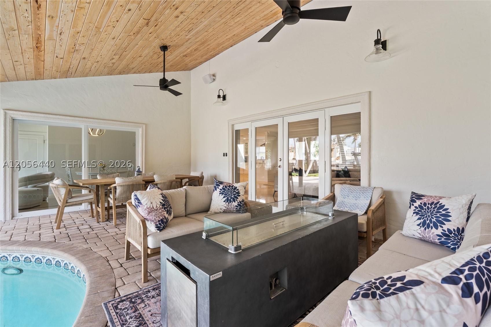 18 Eleuthera Drive, Ocean Ridge FL 33435