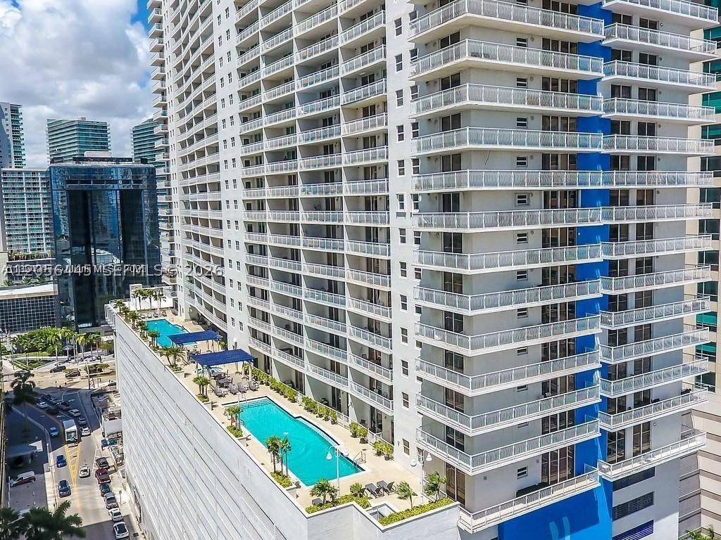 1200 Brickell Bay Dr #1518, Miami FL 33131