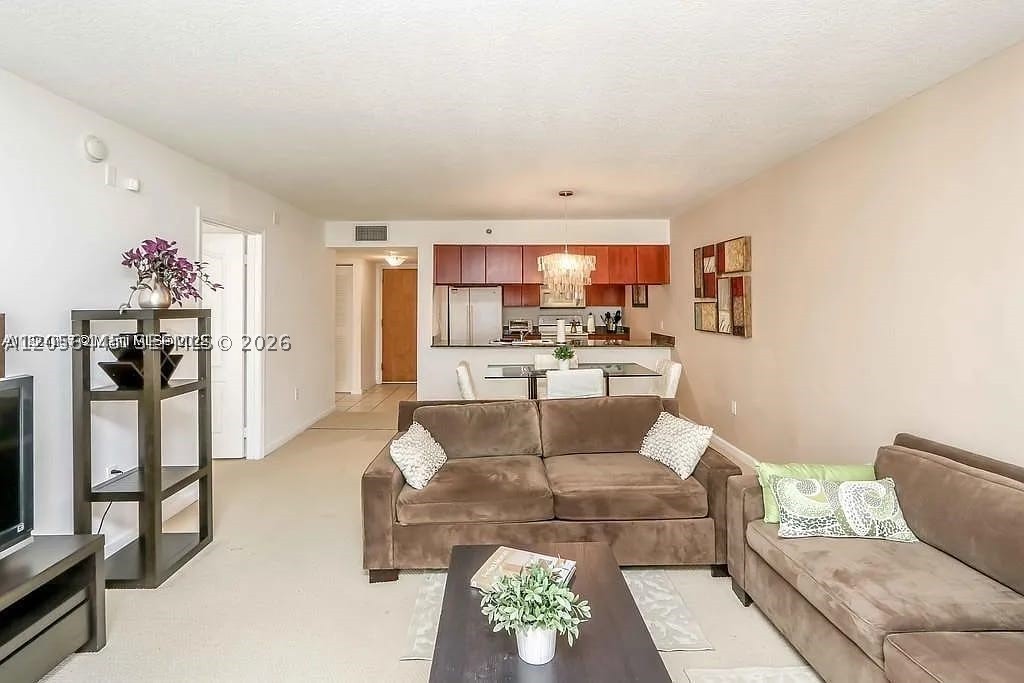 1200 Brickell Bay Dr #1518, Miami FL 33131