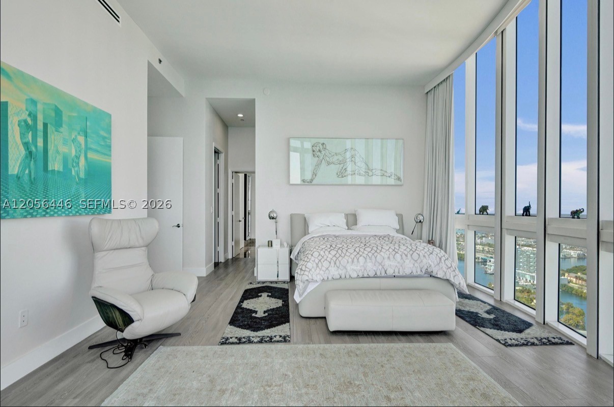 15901 Collins Ave #4301, Sunny Isles Beach FL 33160