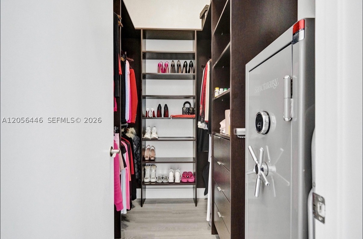 15901 Collins Ave #4301, Sunny Isles Beach FL 33160