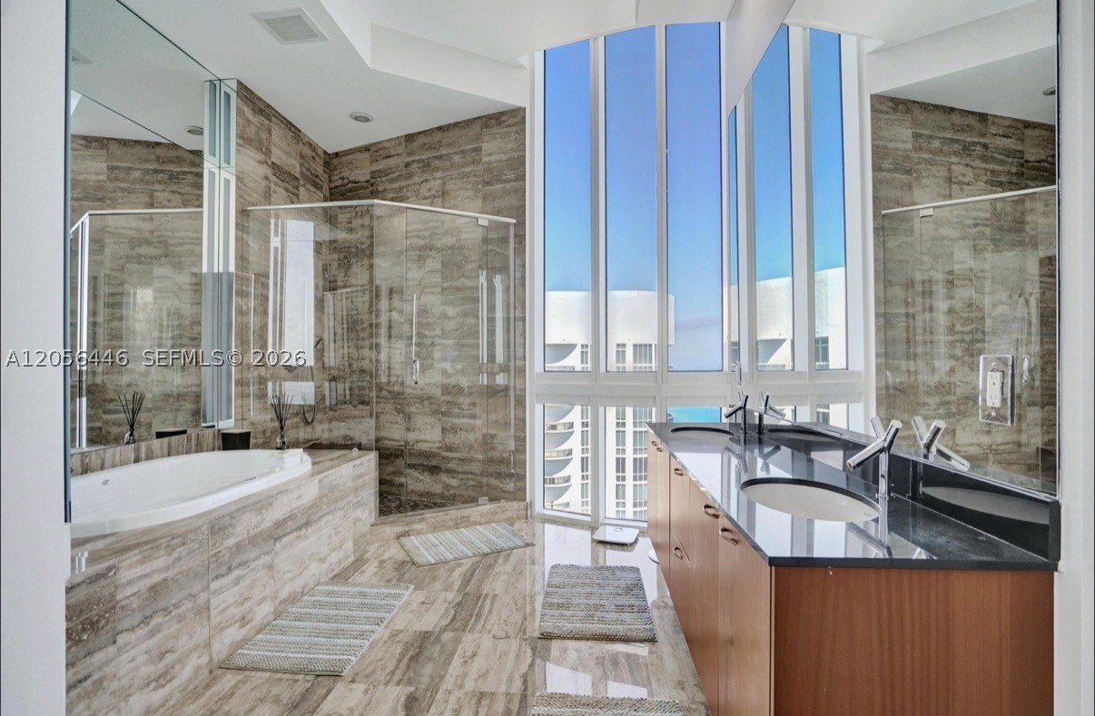 15901 Collins Ave #4301, Sunny Isles Beach FL 33160