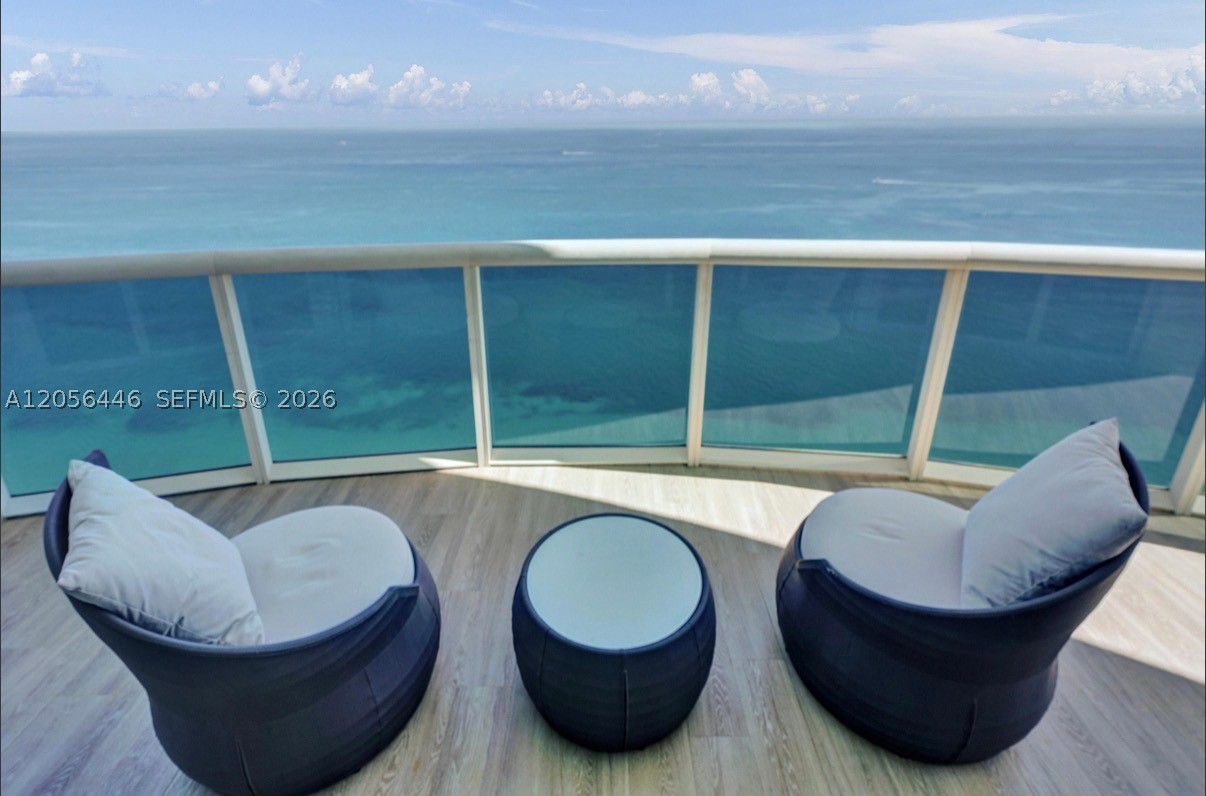15901 Collins Ave #4301, Sunny Isles Beach FL 33160