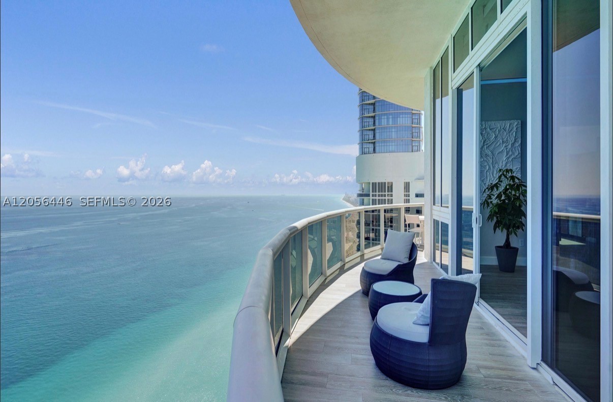 15901 Collins Ave #4301, Sunny Isles Beach FL 33160