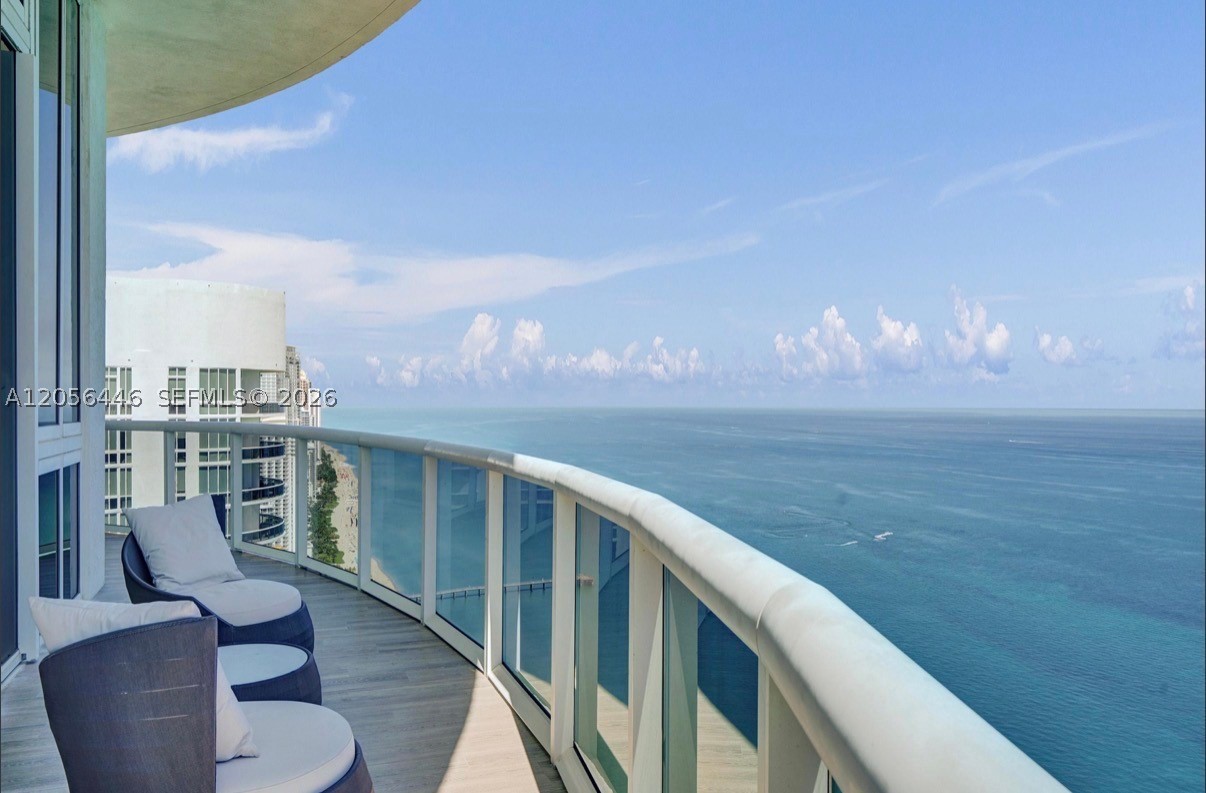 15901 Collins Ave #4301, Sunny Isles Beach FL 33160