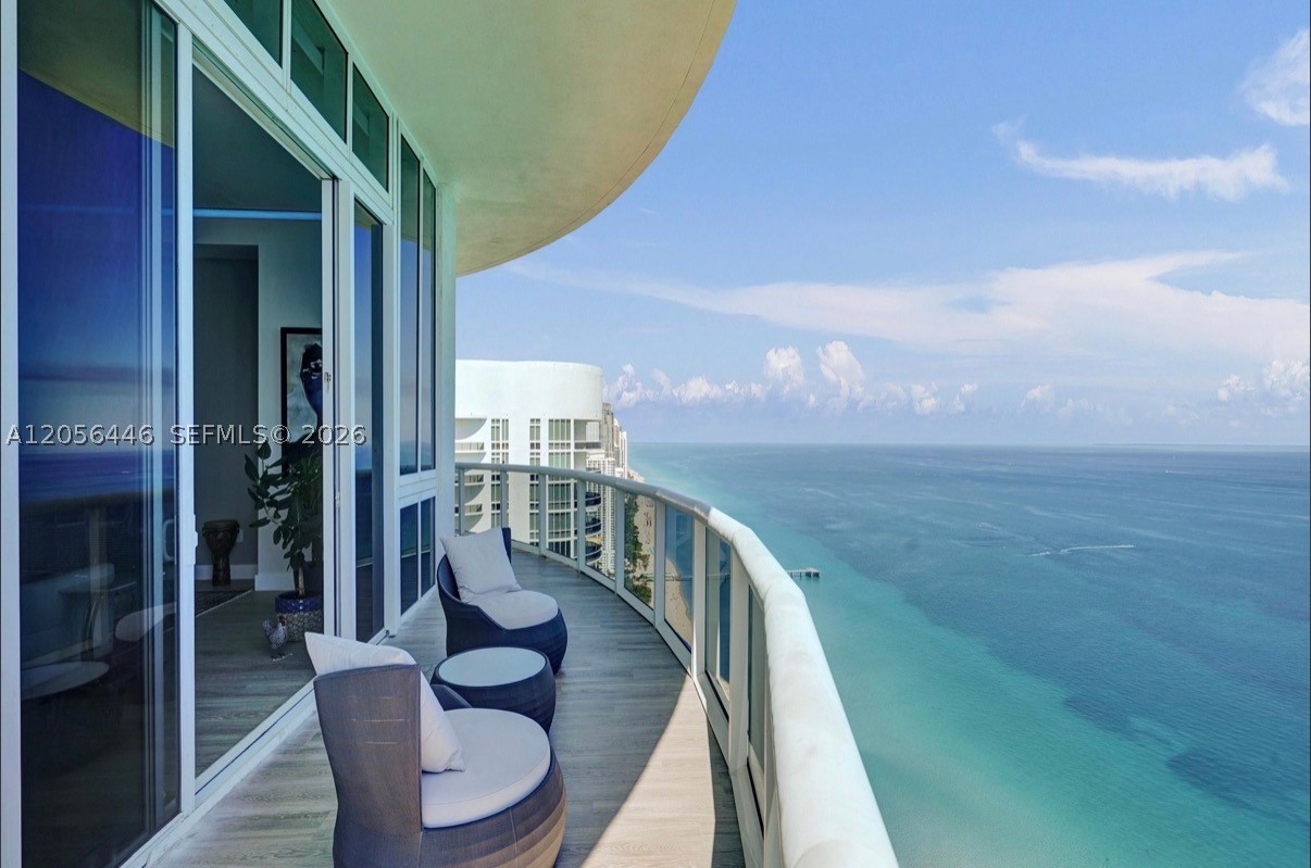 15901 Collins Ave #4301, Sunny Isles Beach FL 33160