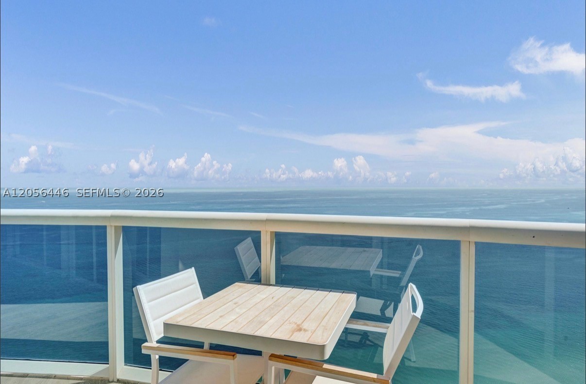 15901 Collins Ave #4301, Sunny Isles Beach FL 33160