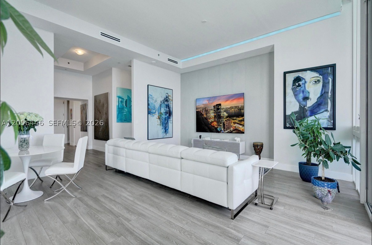 15901 Collins Ave #4301, Sunny Isles Beach FL 33160