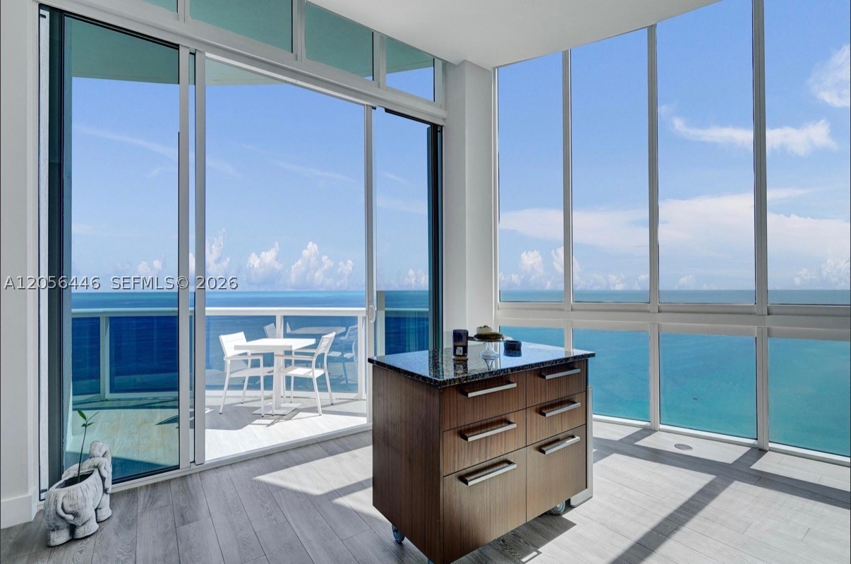 15901 Collins Ave #4301, Sunny Isles Beach FL 33160