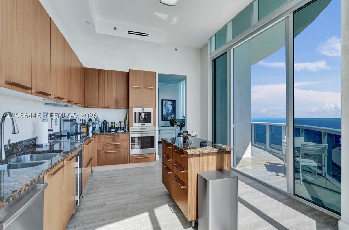 15901 Collins Ave #4301, Sunny Isles Beach FL 33160