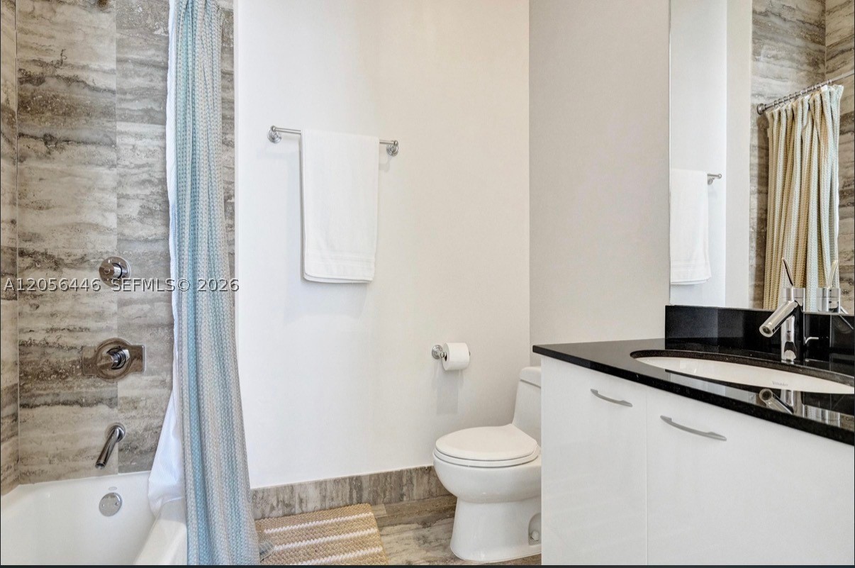 15901 Collins Ave #4301, Sunny Isles Beach FL 33160