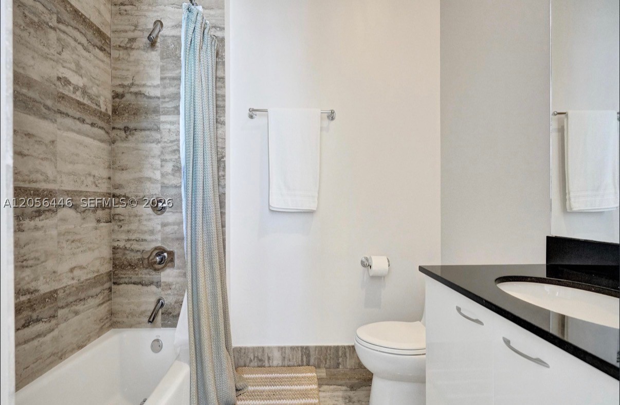15901 Collins Ave #4301, Sunny Isles Beach FL 33160