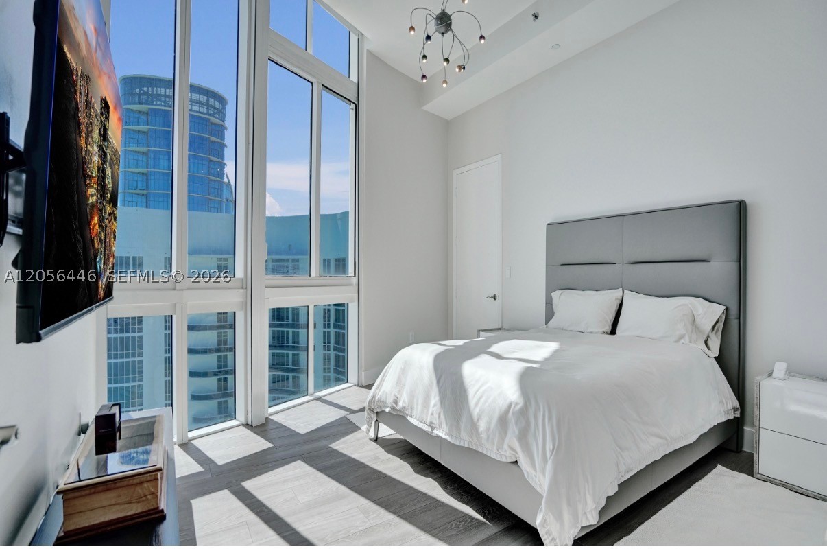 15901 Collins Ave #4301, Sunny Isles Beach FL 33160