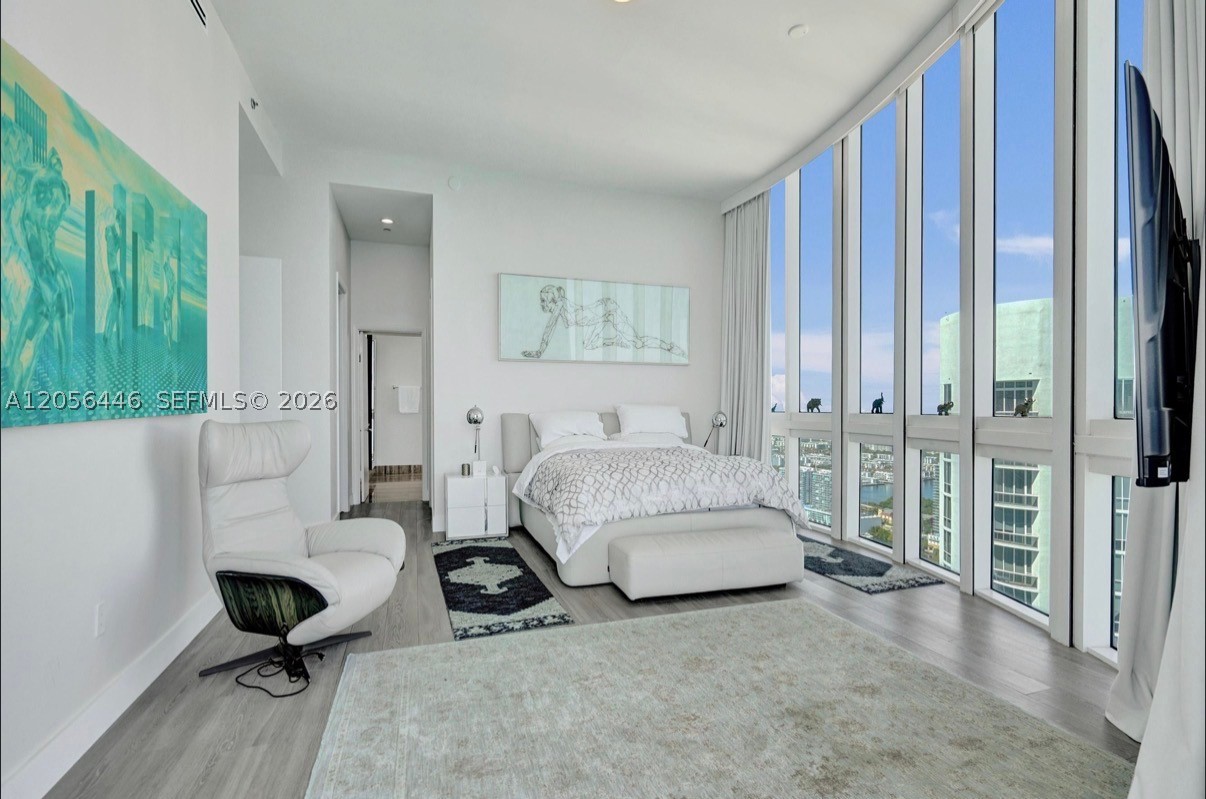 15901 Collins Ave #4301, Sunny Isles Beach FL 33160
