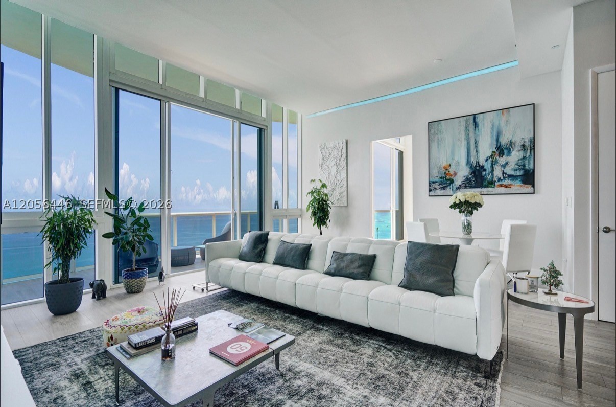 15901 Collins Ave #4301, Sunny Isles Beach FL 33160