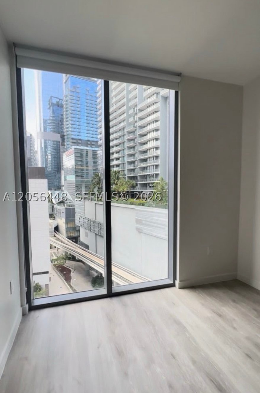 31 SE 6th St #1503, Miami FL 33131