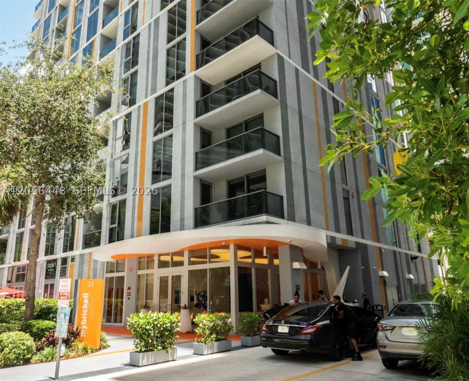 31 SE 6th St #1503, Miami FL 33131