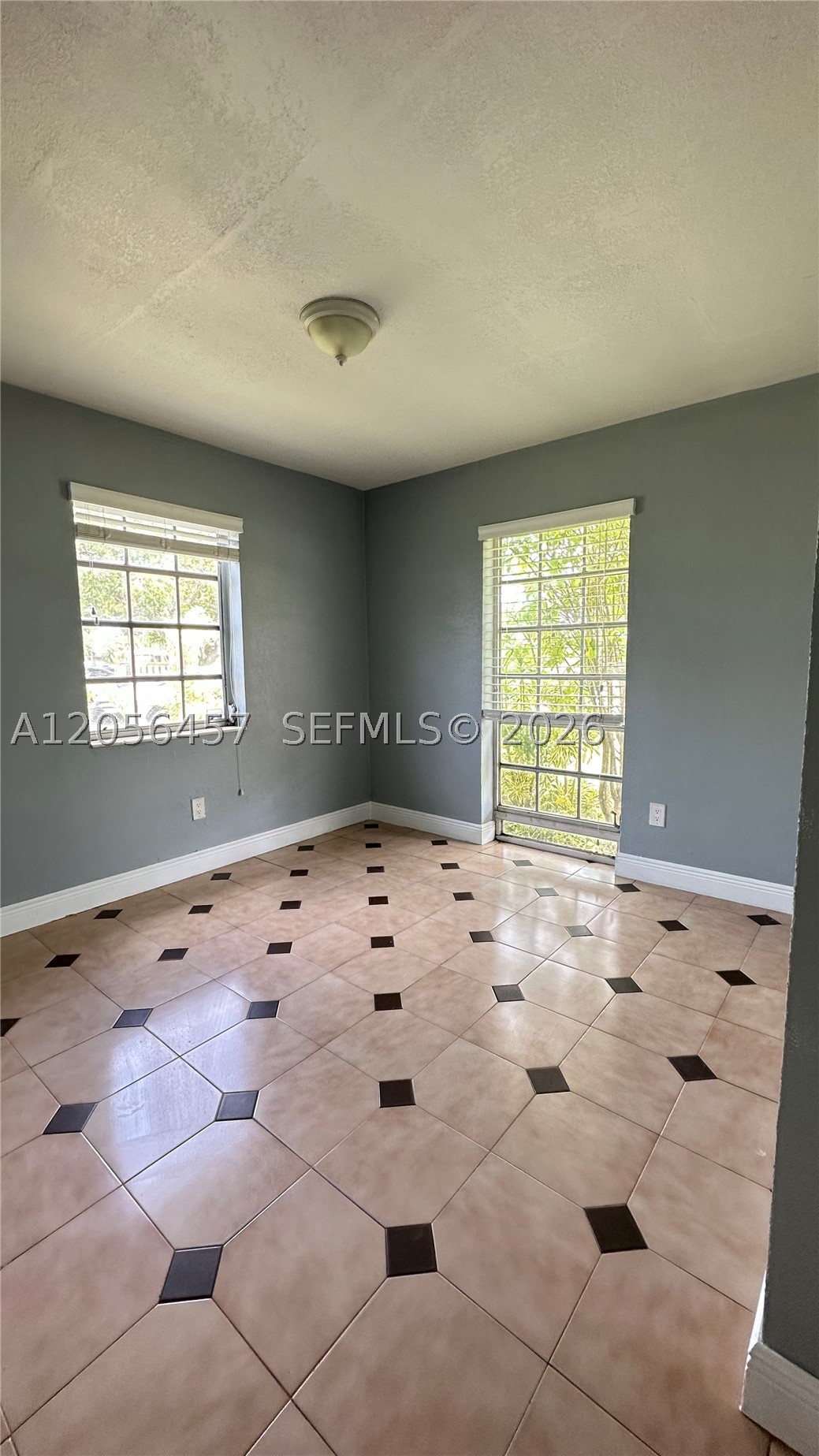 10771 SW 51st Dr, Miami FL 33165