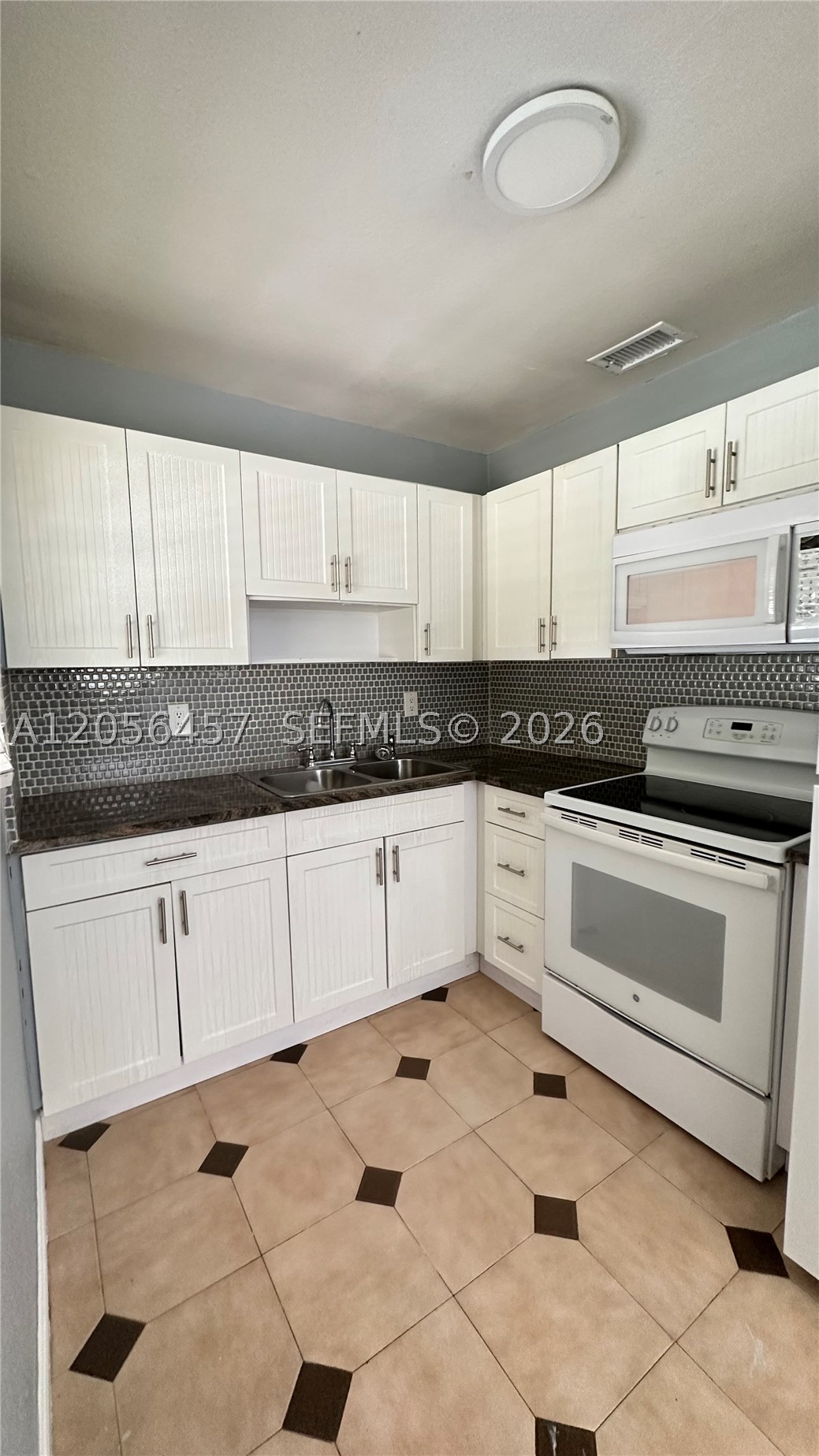 10771 SW 51st Dr, Miami FL 33165