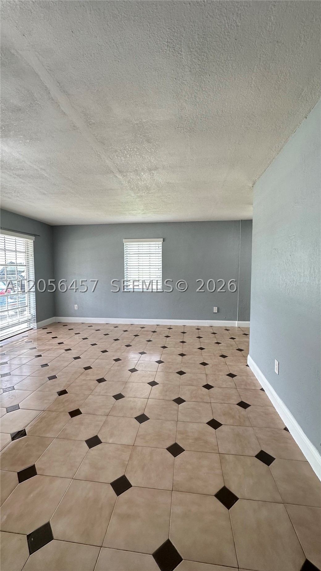 10771 SW 51st Dr, Miami FL 33165