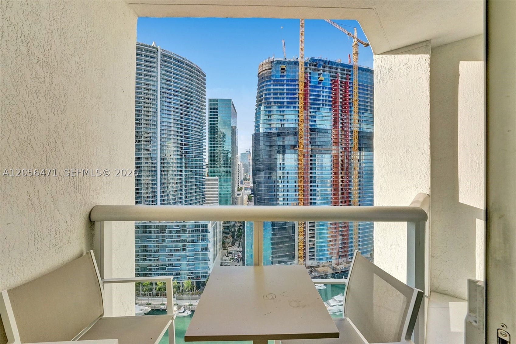 475 Brickell Ave #2708, Miami FL 33131