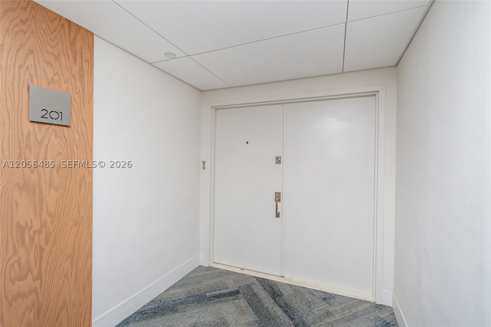 199 Ocean Lane Dr #201, Key Biscayne FL 33149