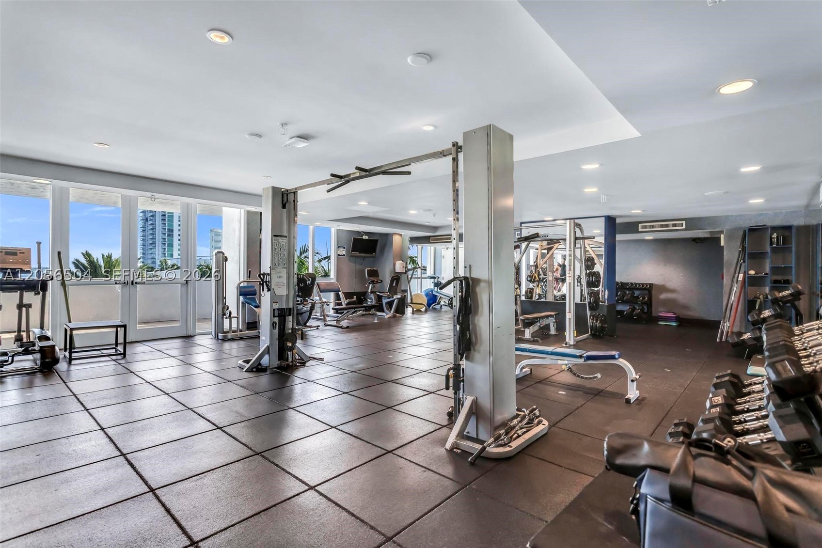 7900 Harbor Island Dr #PH19, North Bay Village FL 33141