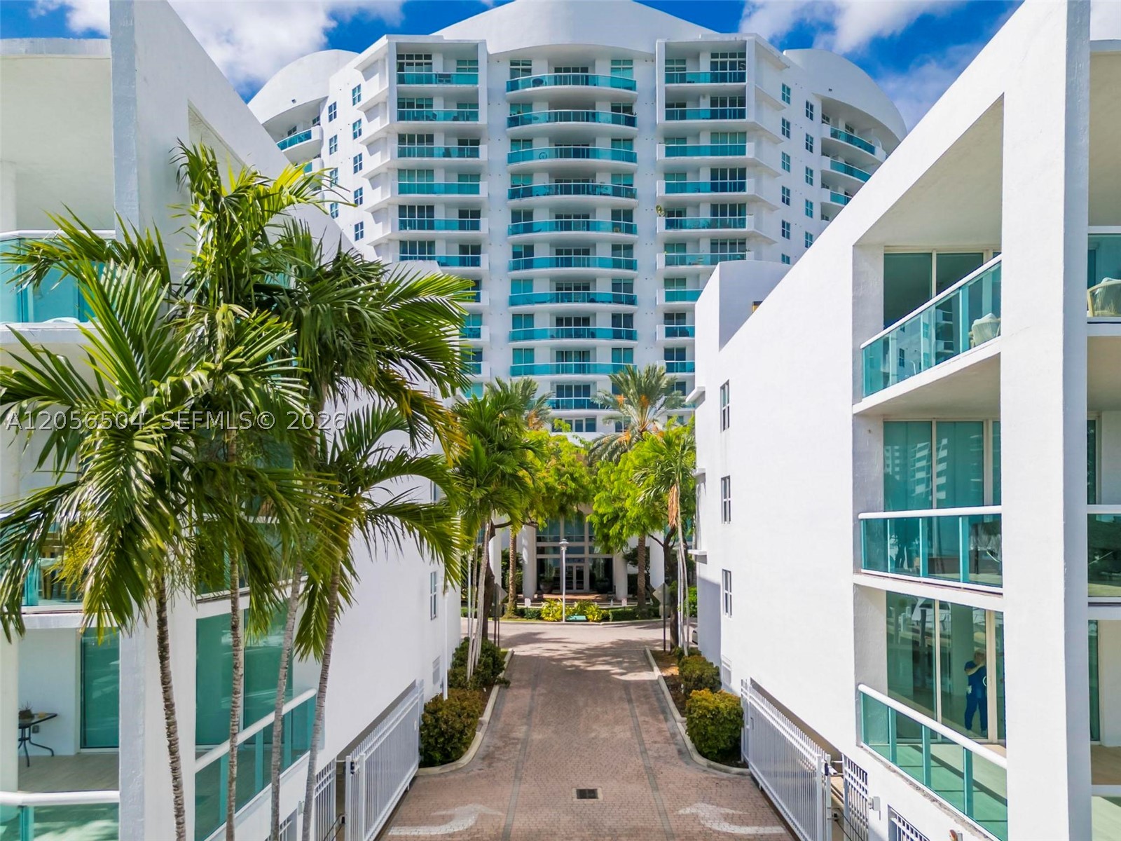 7900 Harbor Island Dr #PH19, North Bay Village FL 33141