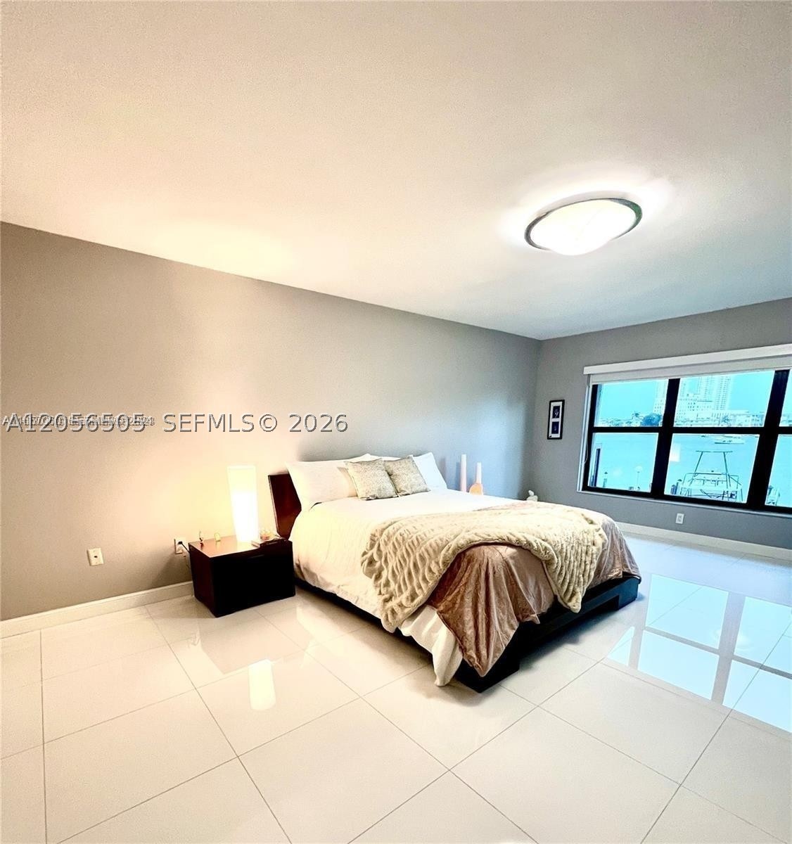 200 Golden Isles Dr #206, Hallandale Beach FL 33009